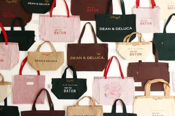 パスザバトンからディーン＆デルーカのリメイクバッグ、アニマル刺繍入りのリバーシブル仕様で