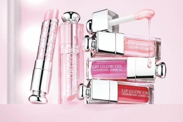 ディオール“シロップみたいにぷるんと発色”「ディオール アディクト リップ グロウ オイル」