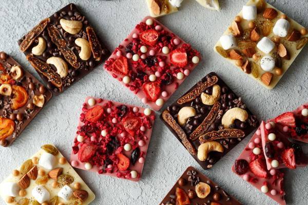 ウェスティンホテル東京のバレンタイン、贅沢ドライフルーツやナッツの彩り豊かなチョコレート