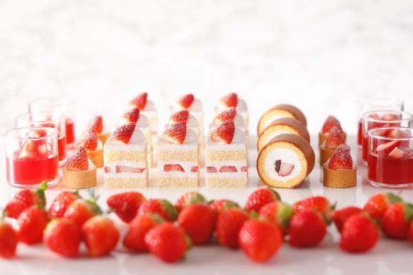 ホテルニューオータニのいちごスイーツビュッフェ、ピエール・エルメとのコラボやショートケーキ食べ比べ