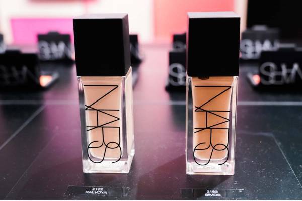 NARS20年春コスメ、人気ブラッシュに新色追加&マルチに楽しめる新作ベースメイクも