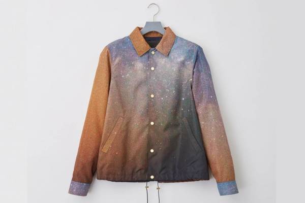 フミト ガンリュウ 20年春夏新作、宇宙や青空など“風景”をデジタルプリントしたコートやジャケット