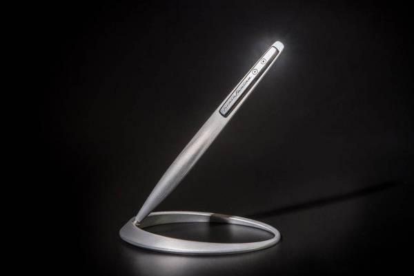 “インクを使わない”ペン「スペース(SPACE)」宇宙で使うために開発された画期的な文房具