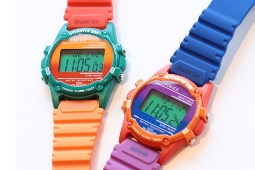 ビームスがタイメックスの腕時計「アトランティス 100」別注、クレイジーカラーで4年ぶり復刻