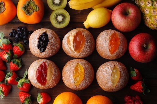 大人のジャムパン専門店「銀座 月と花」東銀座にオープン、果実のようなこだわりジャム×ふっくらパン