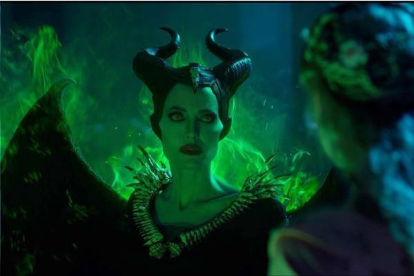 ディズニー映画『マレフィセント2』マレフィセントとオーロラ姫の運命は？究極の愛を巡る物語