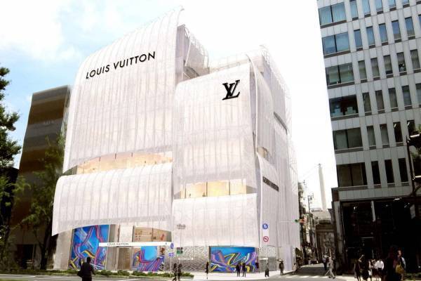 ルイ・ヴィトン国内最大店舗が大阪・御堂筋にオープン - 世界初カフェ＆レストラン併設、限定アイテムも
