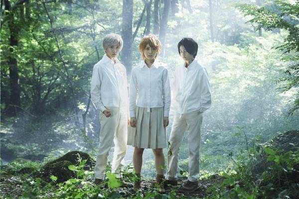 映画『約束のネバーランド』浜辺美波主演で実写化、週刊少年ジャンプ連載“異色”の脱獄サスペンス