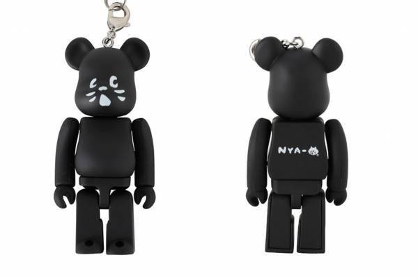 にゃーの“キーチェン仕様”ベアブリック、イヤホンジャック付き&全長7cmの小型サイズで登場