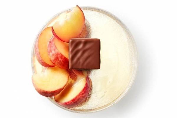 ラ・メゾン・デュ・ショコラのバレンタインチョコ、“パリのカフェテラス”をイメージしたフレーバー