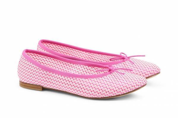 レペットの新作シューズ&バッグ、華やかなピンクのローファー&メタリックなバレリーナシューズ