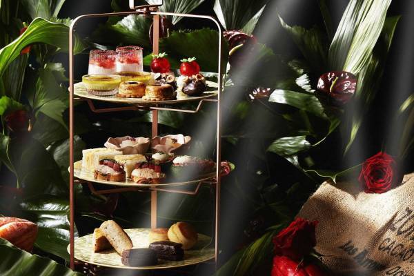 シャングリ・ラ ホテル 東京のバレンタイン「ダンデライオン・チョコレート」のアフタヌーンティーなど