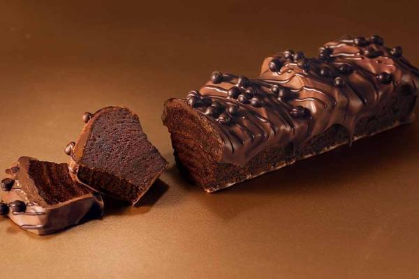 ねんりん家 バレンタイン限定チョコバームクーヘン「デ・ラ・ショコラ ギンザ」濃密チョコの贅沢な味わい