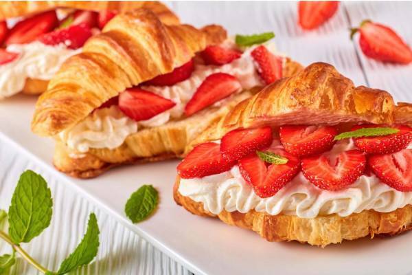 「ヨコハマ ストロベリー フェスティバル 2020」限定苺スイーツ販売&いちごカフェが初登場