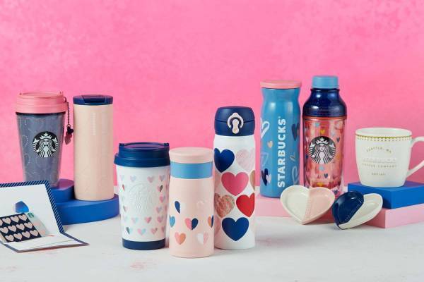 スターバックスから“ハート”モチーフのバレンタイン限定タンブラーやカードのギフトセット