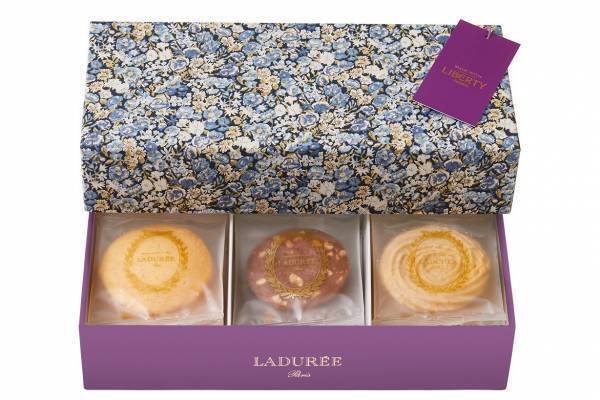 ラデュレ“リバティ・ファブリックス”のマカロン&サブレボックス、花々を描いた上品なプリント