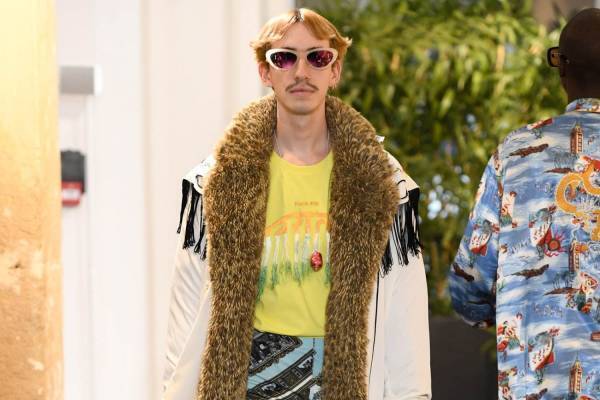 ダブレット 2020-21年秋冬コレクション - 美味しい食べ物たちが紡ぐ平和な世界