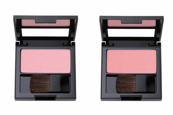 レブロン“さくらピンク”チーク限定発売、ほんのりパールでツヤ肌も叶う