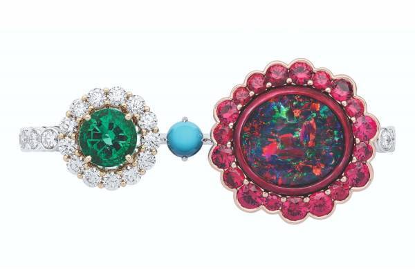 ディオールの新作ハイジュエリー「ディオール エ モワ」ダイヤモンドなどストーンを“向かい合わせ”に