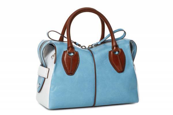 トッズの新旗艦店が銀座に、スカイブルー×ブラウンの「D スタイリング」バッグなど限定発売