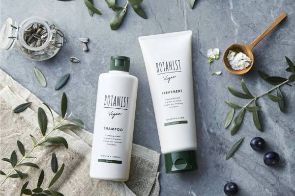 ボタニストの新作ヘアケア「ヴィーガンライン」ミモザ＆フリージア香るシャンプーなど