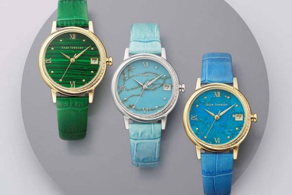 スタージュエリーの限定腕時計、2つの月が煌めくオリジナルケースにターコイズカラーのフェイス