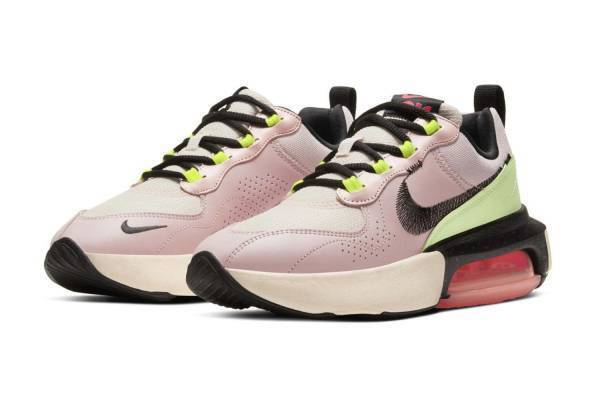 「ナイキ エア マックス ヴェローナ」新作スニーカー、ナイキ初女性専用ランニングシューズにオマージュ