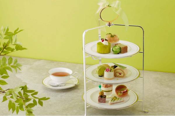 グランドニッコー東京 台場“ライトグリーン”のアフタヌーンティー、国産抹茶やアボカドのケーキなど