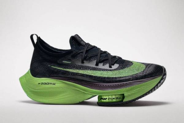 ナイキの新作“厚底ソール”シューズ「ナイキ エア ズーム アルファフライ ネクスト ％」