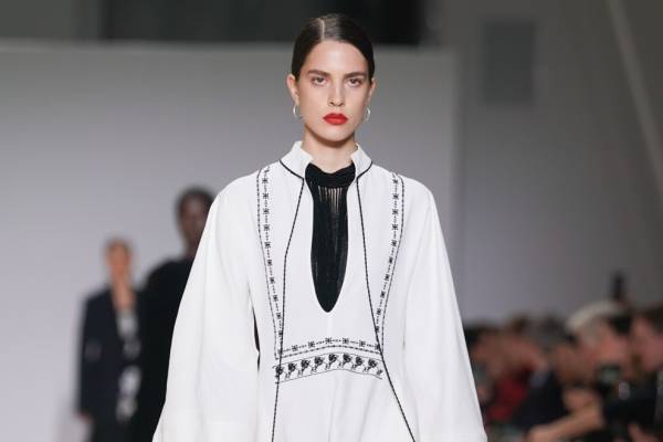 ジル サンダー 2020-21年秋冬コレクション - ピュアな美しさの探求