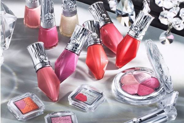 ジルスチュアート20年夏コスメ、“ツヤ感ボリューミィリップ”を叶える新リキッドルージュなど