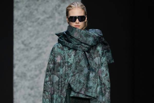 アンテプリマ 2020-21年秋冬コレクション - 白銀の荒野、自然の息吹