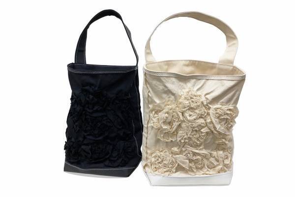 トリコ・コム デ ギャルソンから花刺繍のキャンバストート、バッグブランド「テンベア」に別注