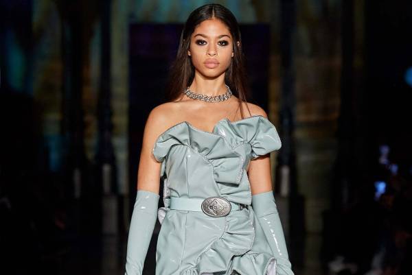 GCDS 2020年秋冬ウィメンズコレクション - 故郷ナポリに捧げるミックススタイル