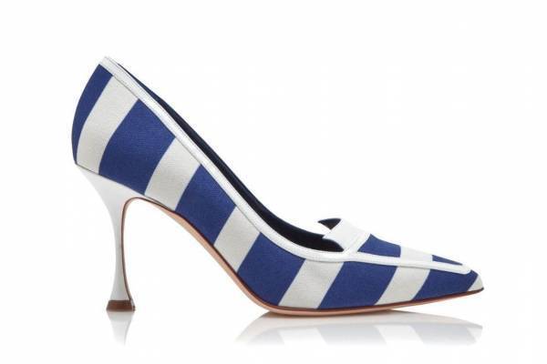 マノロ ブラニクのストライプ柄ヒール＆メンズデニムローファー、東京ミッドタウン限定で