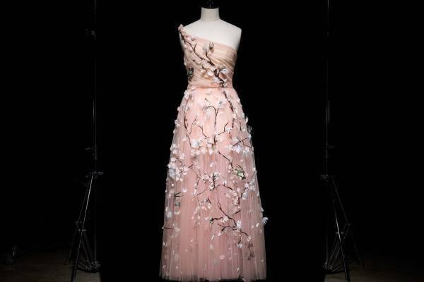 「ディオール、パリから日本へ」展が大阪で - オートクチュールドレスやバッグなど展示、アトリエ再現も