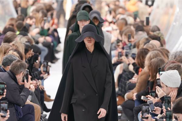 ケンゾー 2020年秋冬ウィメンズコレクション ‐ 新たなるケンゾーの幕明け