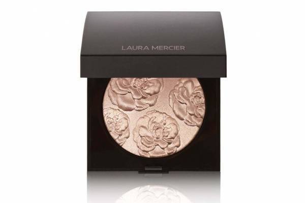 ローラ メルシエ20年春コスメ、“フラワー”モチーフの艶フェイスカラー＆寒色アイカラースティック