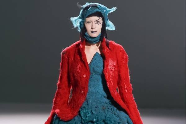 ヨウジヤマモト 2020年秋冬コレクション - 黒の美しさを讃えて