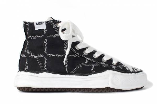 メゾン ミハラヤスヒロの限定スニーカー - 定番オリジナルソール×総柄アッパー、マグや靴下も