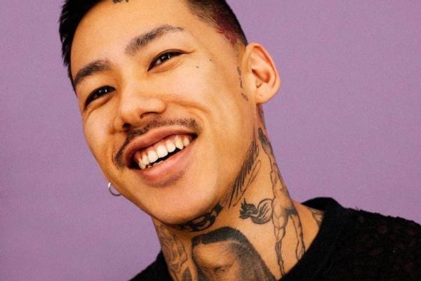 KOHHの新アルバム『worst』引退前最後と思われる作品、引退表明ライブ収録ブルーレイを同梱