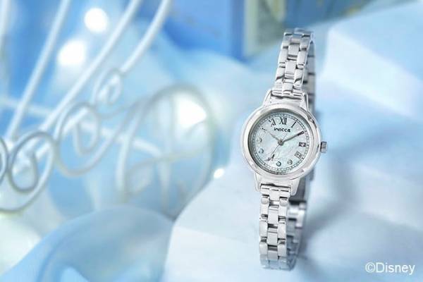 ディズニー『シンデレラ』“ガラスの靴”モチーフの限定腕時計、シチズン時計のウィッカから