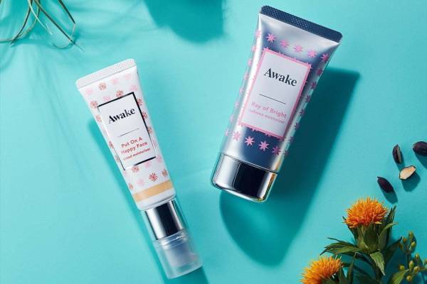 NY発ヴィーガンブランド「アウェイク」高機能CCクリームの新色＆新メイクアップベース