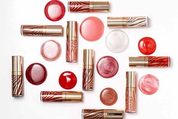 シスレー20年夏コスメ、“ふっくら艶唇”を叶える新リップグロス＆うるおい肌へ導く新フェイスパウダー