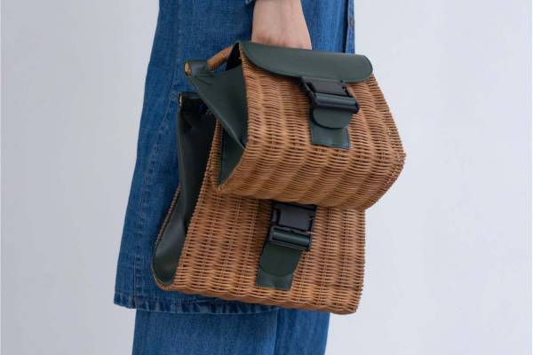 ズッカ新作バックルバッグ、ラタン×レザーの上品な“かごバッグ”