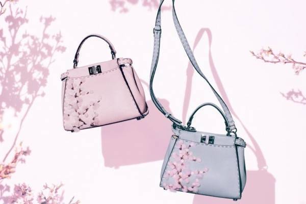 フェンディ「ピーカブー」に“桜”モチーフの限定バッグ、ふわふわミンクファーで花びらを表現