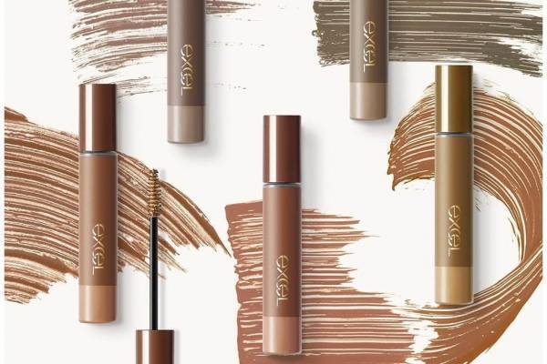 エクセル“ふんわり抜け感眉”を叶えるニュアンスカラーの新アイブロウマスカラ