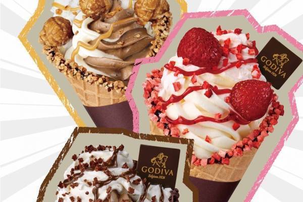ゴディバから、持ち歩ける贅沢パフェ！？「メガパフェ」ソフトクリームを通常の約1.6倍使用