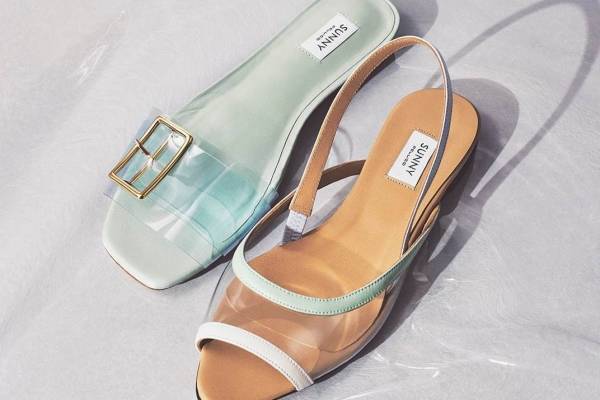 ペリーコ サニー20年春夏、“エーゲ海”から着想したシースルーサンダル＆カラフルトングサンダル