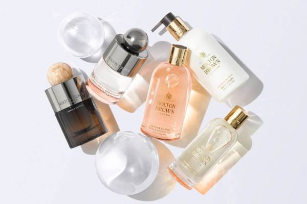 モルトンブラウン大阪限定フレグランス「ジャスミン＆サンローズ」花々と果実のフェミニンな香り